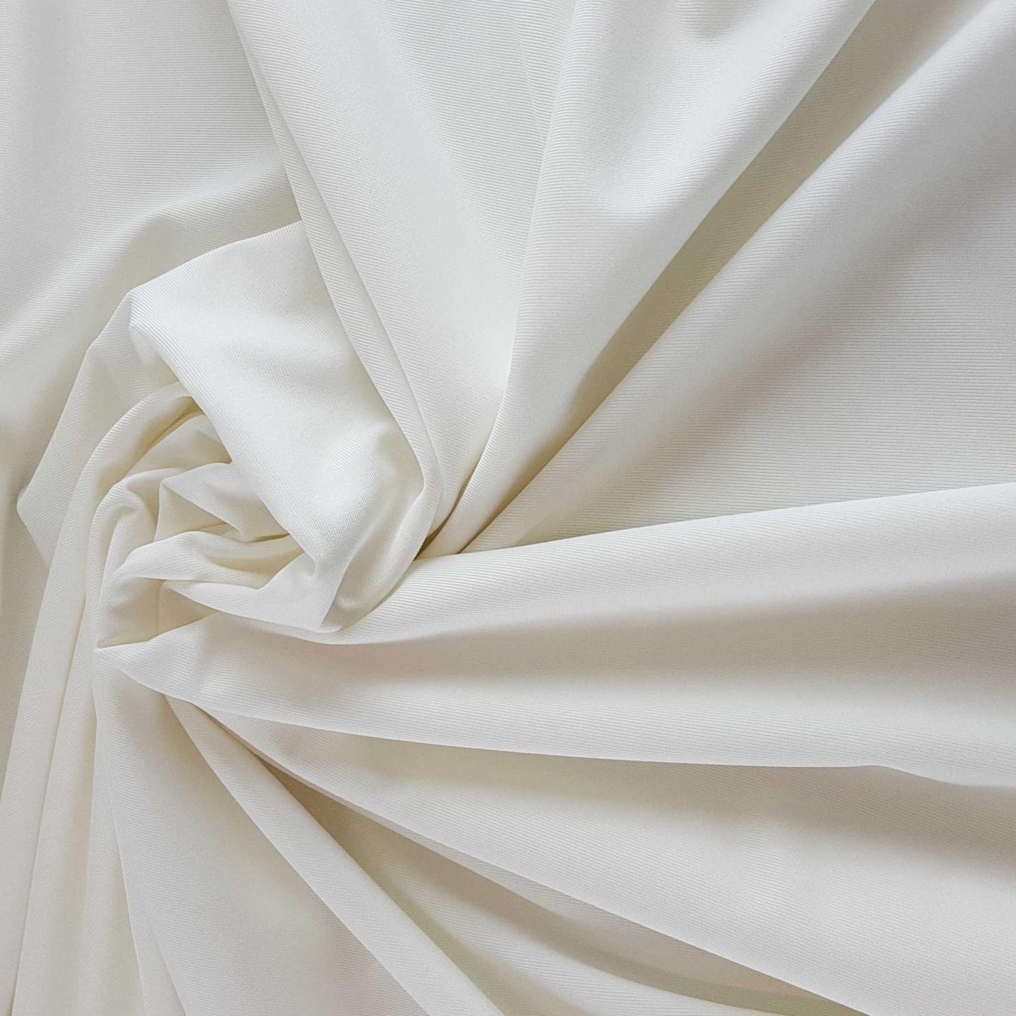 Albstoffe Shield weiss